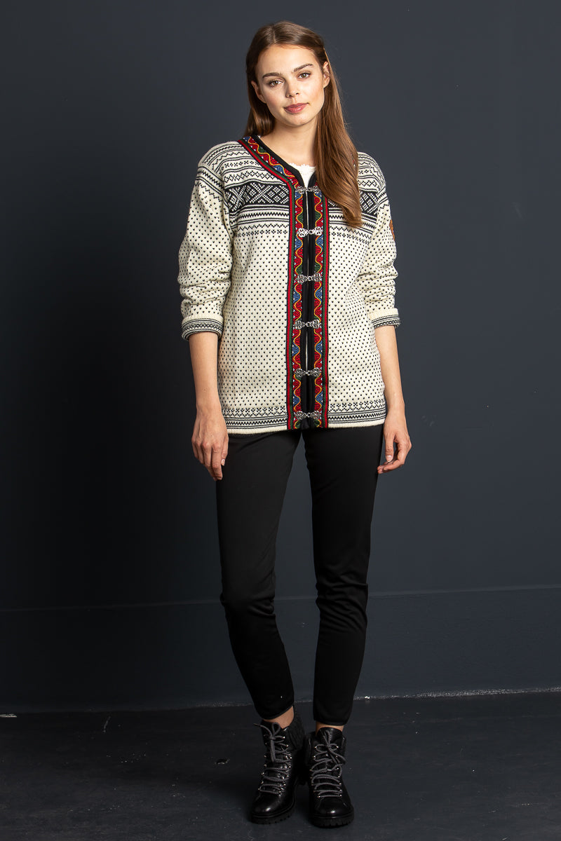 Dale of Norway Strickjacke Setesdal Vorderansicht | Dale of Norway cardigan Setesdal front view