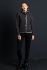 Liebling Kapuzenjanker Vera anthrazit Getragen | Liebling hooded knit jacket Vera anthracite worn