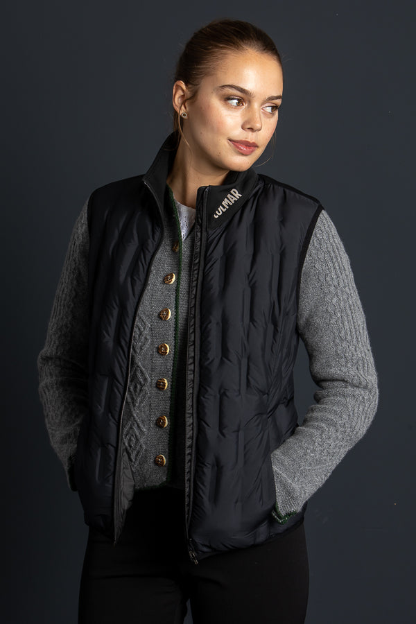 Astrifa Strickjanker Fellhof grau Getragen | Astrifa knit jacket Fellhof grey worn