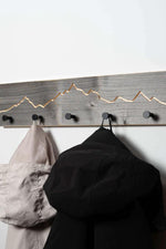 Woods Garderobe Altholz Berg Motiv 55cm