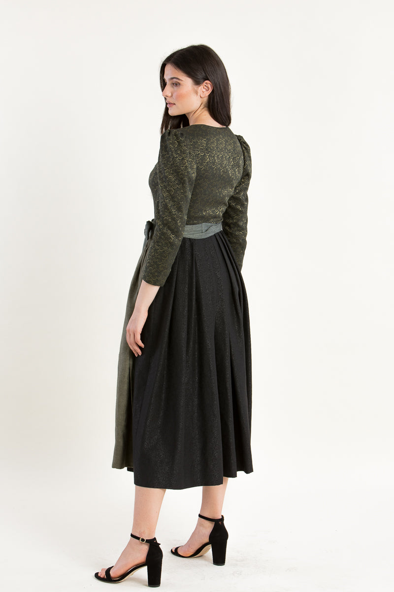 Gottseidank Ärmeldirndl Amelie Lindengrün Getragen | Gottseidank Sleeved dirndl Amelie Linden green worn