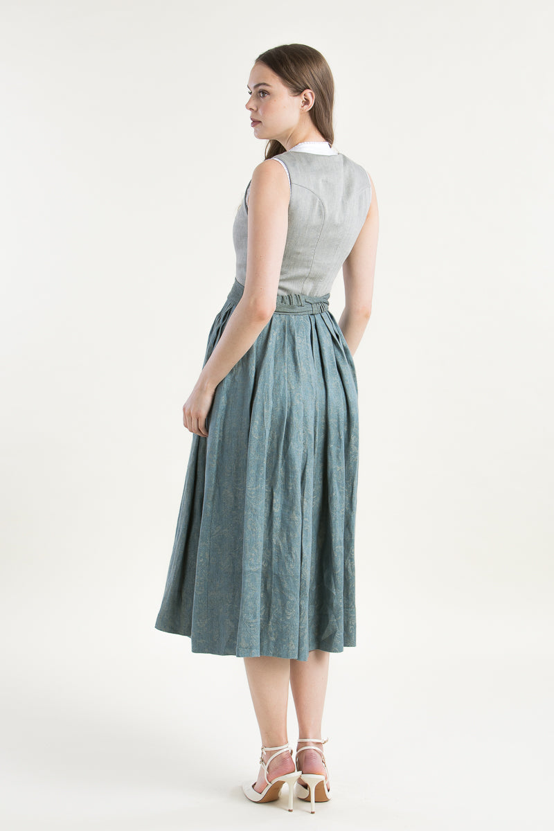 Gottseidank Dirndl Hedi cloud blue/blautanne Getragen | Gottseidank Dirndl Hedi cloud blue/pine blue worn