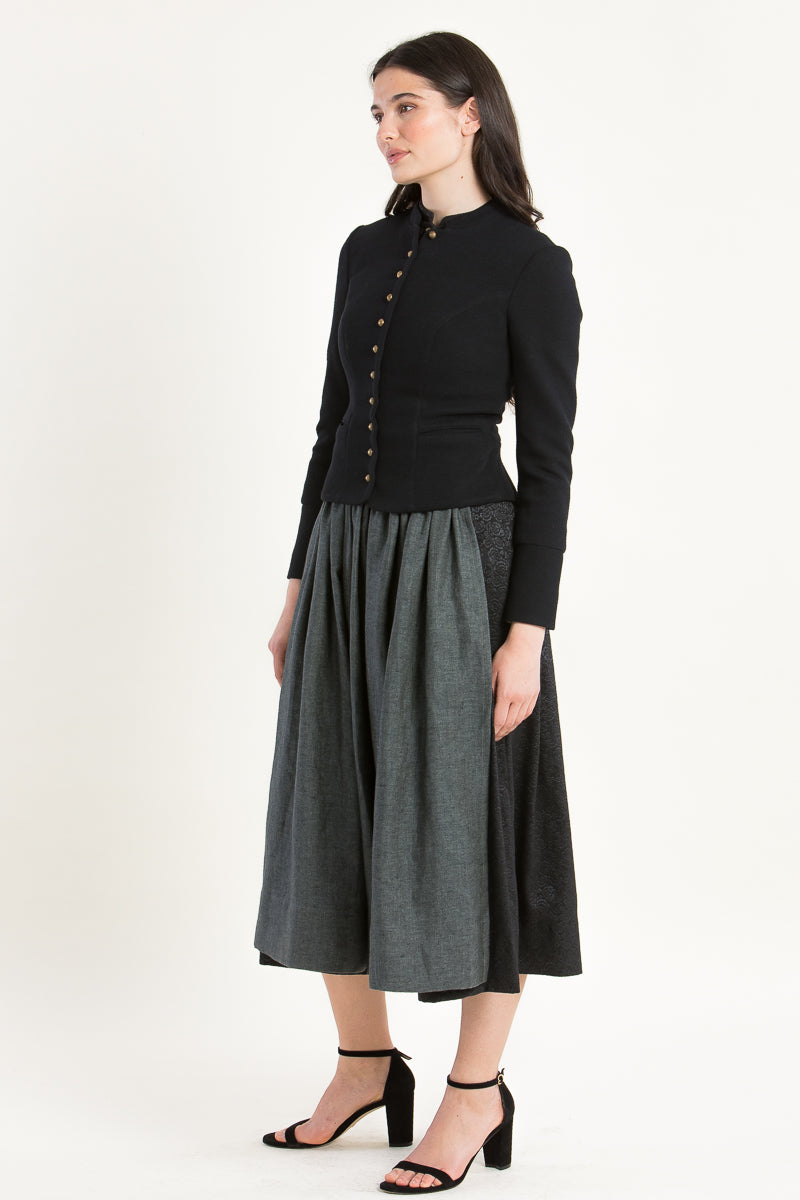 Gottseidank Trachtenjanker Barbara schwarzblau Detail | Gottseidank traditional jacket Barbara dark blue-black detail
