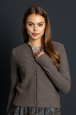Gottseidank Strickjacke Aloisia horn Getragen | Gottseidank Knit Cardigan Aloisia horn worn