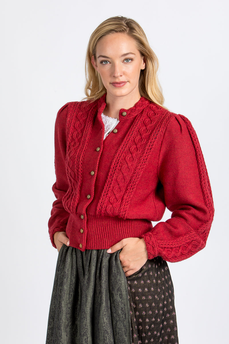 Gottseidank Trachtenstrickjacke Damen Lea Sauerkirschrot Getragen | Gottseidank Women's Traditional Knit Jacket Lea Sour cherry red worn