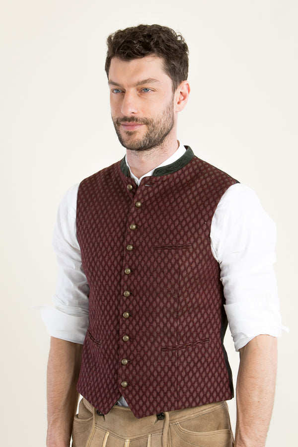 Gottseidank Trachtenweste Konstantin merlorot Rückansicht | Gottseidank traditional vest Konstantin merlot red back view