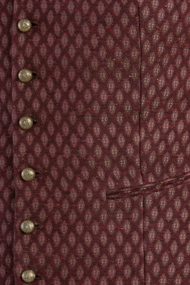 Gottseidank Trachtenweste Konstantin merlorot Detail | Gottseidank traditional vest Konstantin merlot red detail