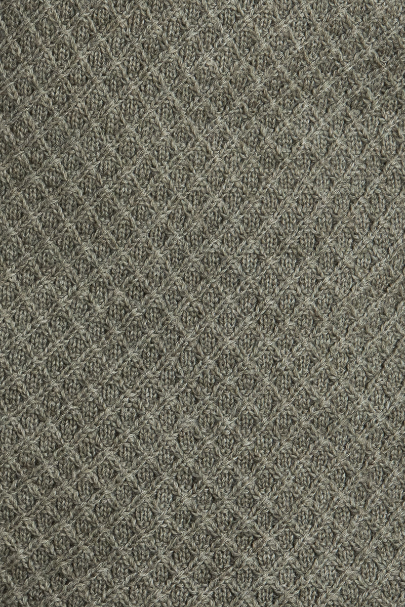 Gottseidank Strickjanker Xaver oliv Detail | Gottseidank Xaver knitted janker olive detail