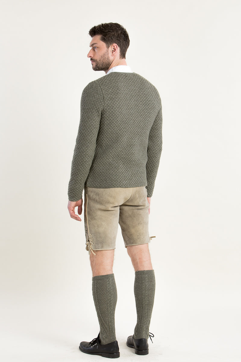 Gottseidank Strickjanker Xaver oliv Detail Knopfleiste | Gottseidank Xaver knitted janker olive button placket detail