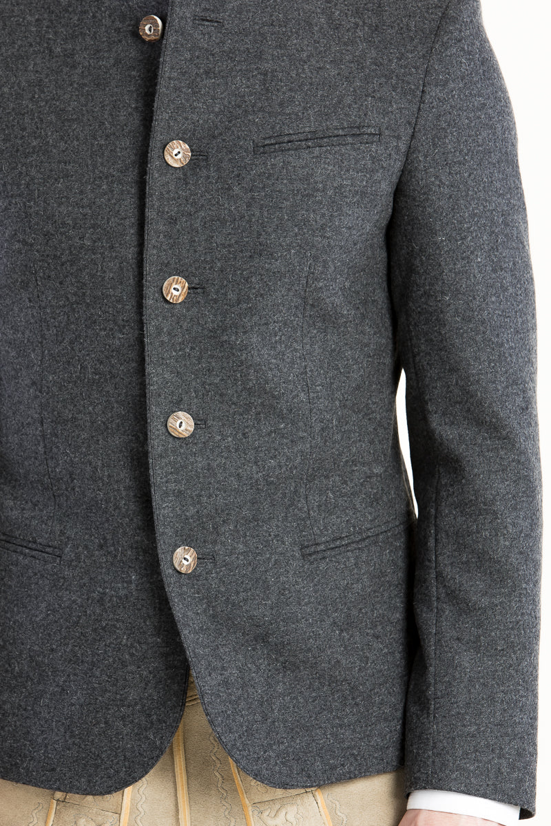 Grasegger Trachtenjanker Jetzendorf grau Getragen | Grasegger traditional jacket Jetzendorf grey worn