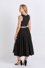 Hammerschmid Dirndl Pillersee schwarz getragen | Hammerschmid Dirndl Pillersee black worn
