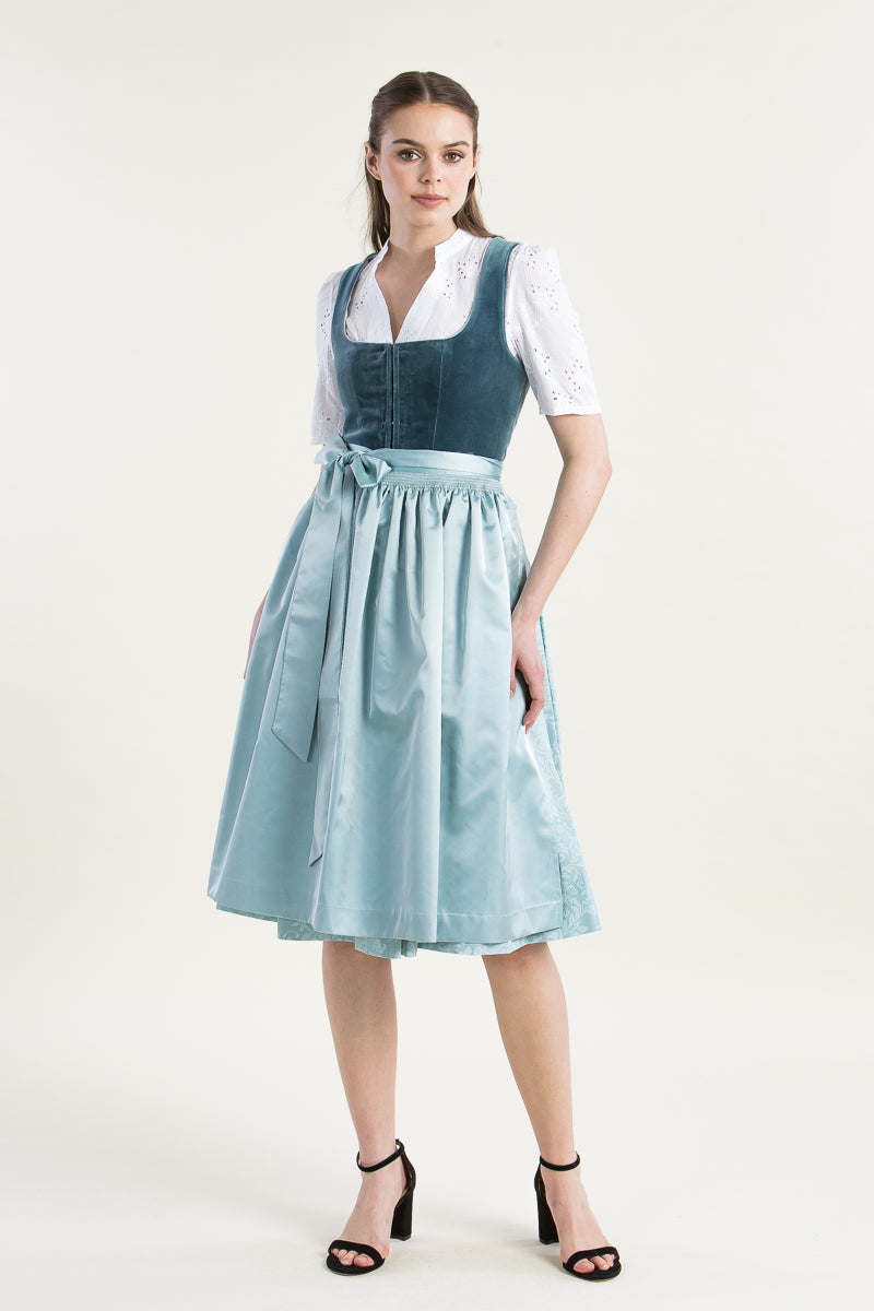 Hammerschmid Samtdirndl Plattensee türkis Detail Schürze | Hammerschmid Velvet Dirndl Plattensee turquoise apron detail