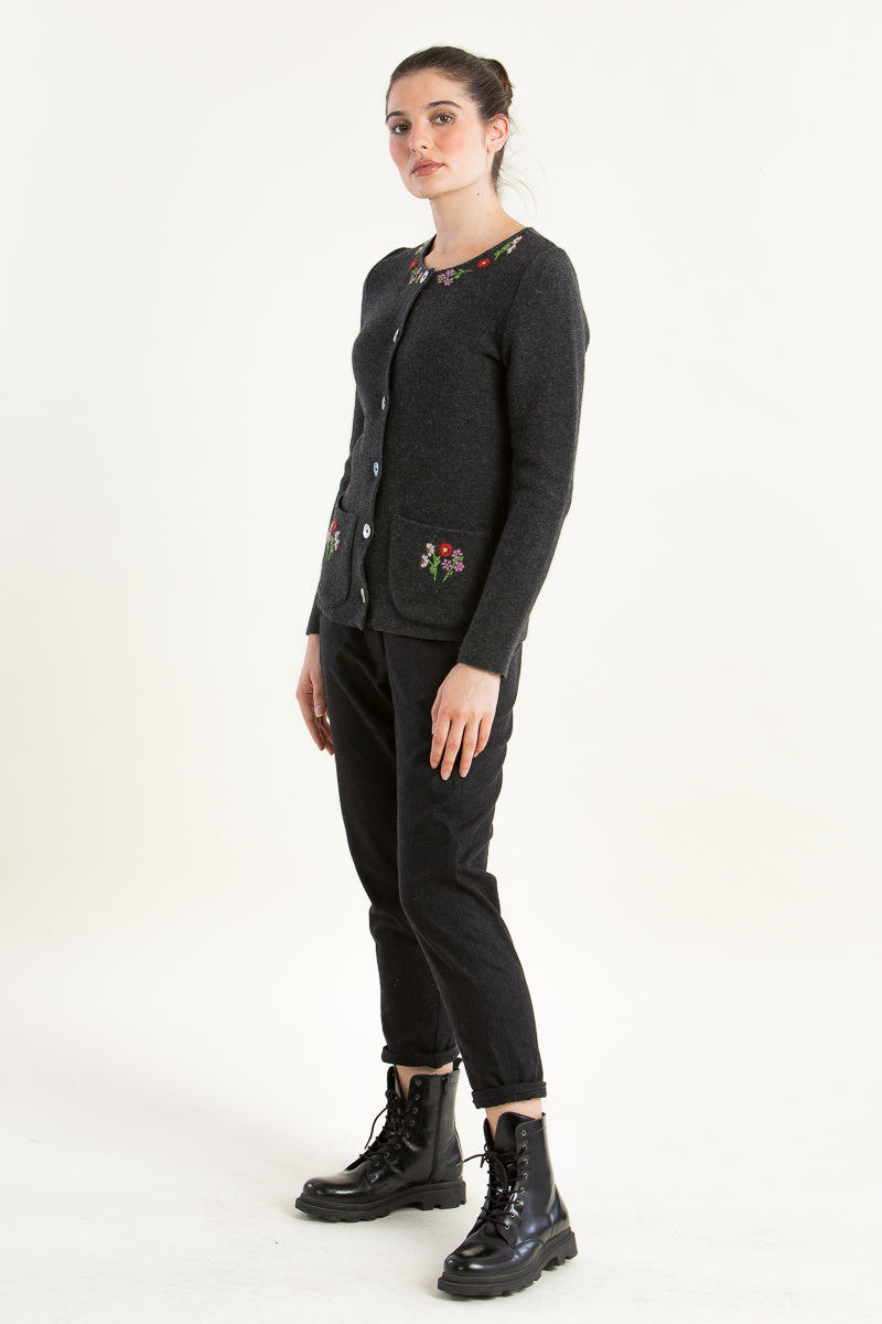 Heidi Trachtenstrickjacke Damen Anthrazit Detail | Heidi Women's Traditional Knit Jacket Anthracite detail