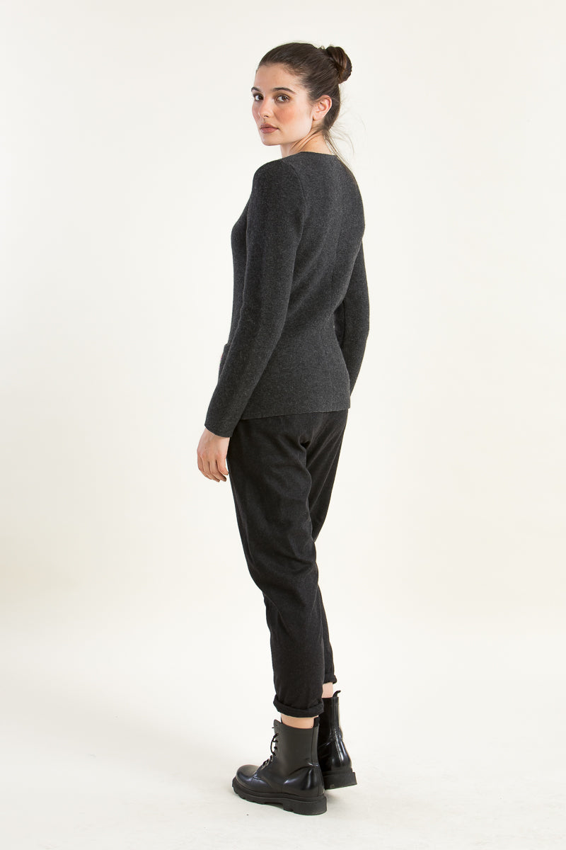 Heidi Trachtenstrickjacke Damen Anthrazit Vorderansicht | Heidi Women's Traditional Knit Jacket Anthracite front view