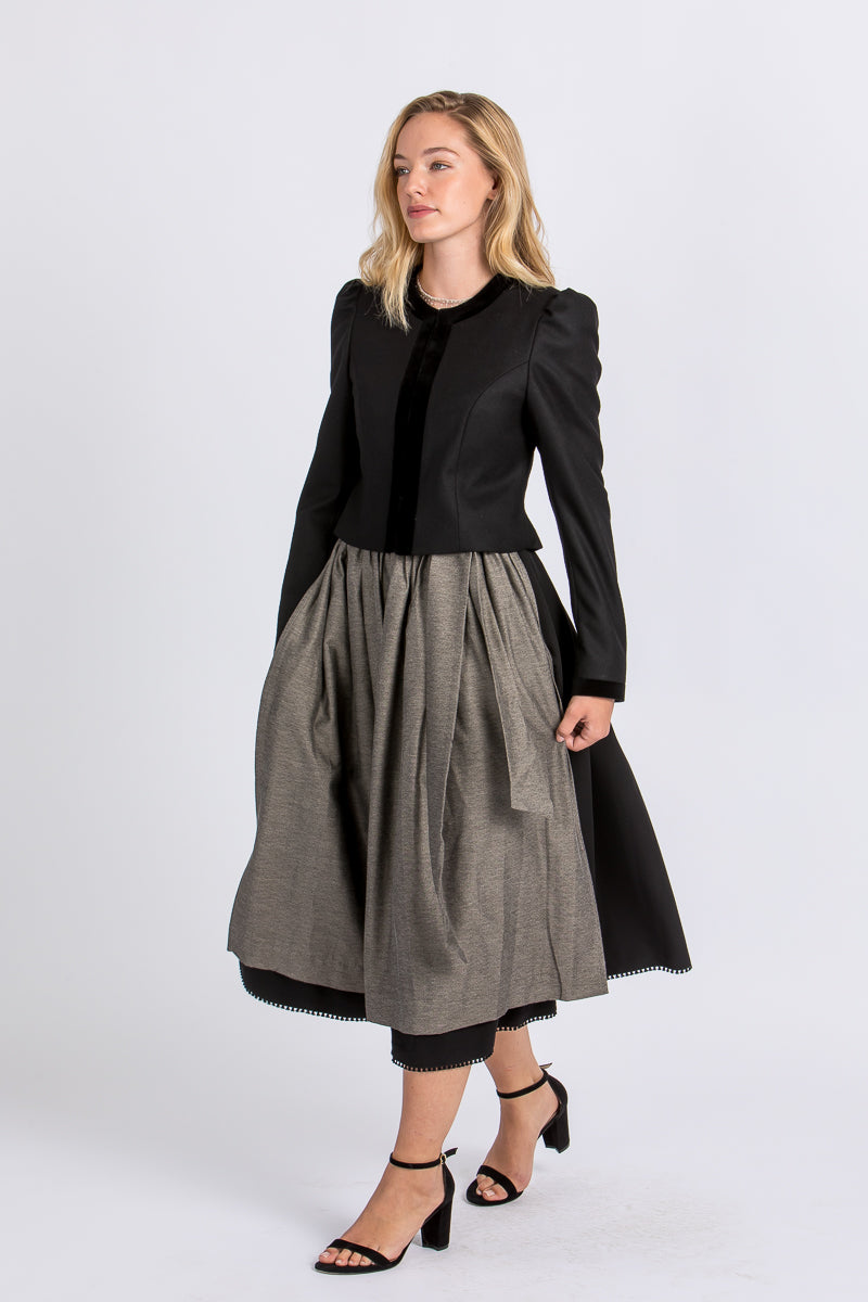 Heimatglück Trachtenjanker Elisabeth Schwarz Rückansicht | Heimatglück Trachtenjanker Elisabeth black back view