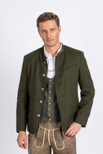 Heimatglück Trachtenjanker Josef dunkelgrün Getragen | Heimatglück traditional jacket Josef dark green worn