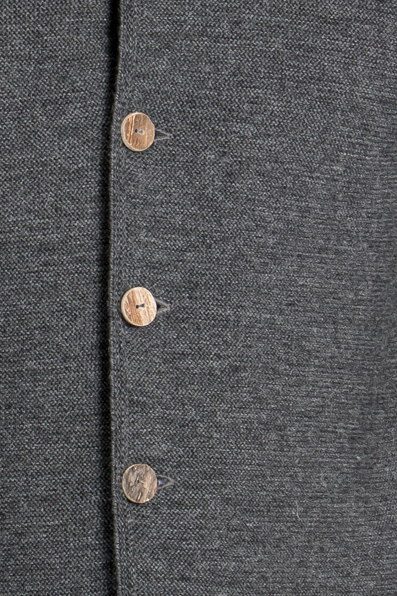 Gottseidank Strickjanker Aloisius asphalt Detail | Gottseidank Knit Jacket Aloisius asphalt detail
