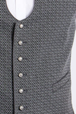 Heimatglück Trachtenweste Alex grau Knopfleiste | Heimatglück traditional vest Alex grey buttons detail