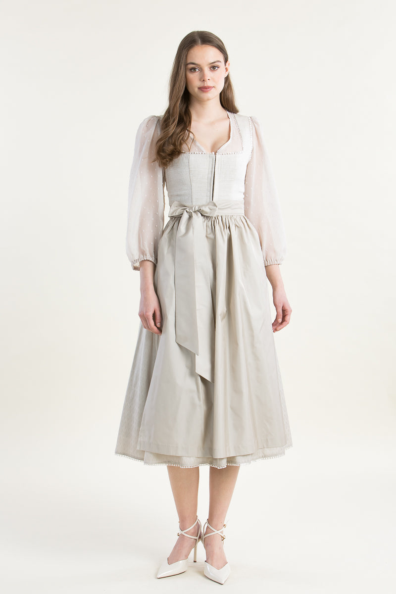 Kinga Mathe Hochzeitsdirndl Maranello creme Vorderansicht | Kinga Mathe wedding dirndl Maranello cream front view