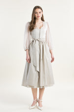 Kinga Mathe Hochzeitsdirndl Maranello creme Vorderansicht | Kinga Mathe wedding dirndl Maranello cream front view