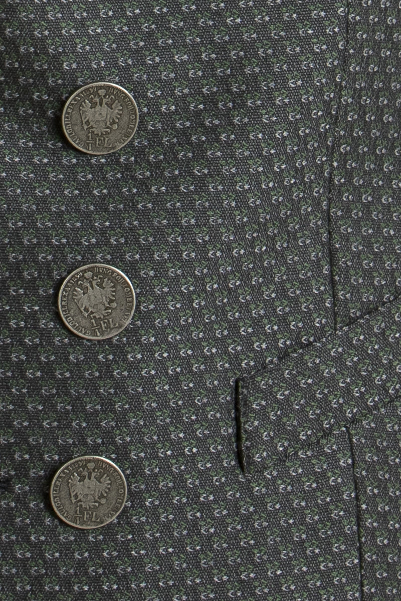 Almliebe Trachtenweste Kutscher grün Getragen | Almliebe traditional vest Kutscher green worn