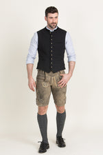 Ostarrichi Lederhose Ursprung eiche Detail | Ostarrichi Lederhosen Ursprung oak detail