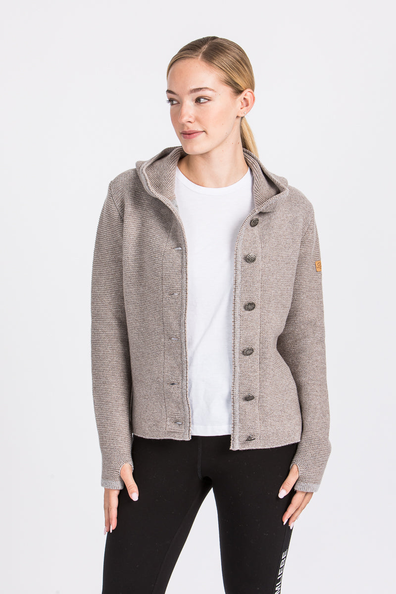 Liebling Kapuzenjanker Damen Katharina Marmor/Trüffel Vorderansicht | Liebling Women's Hooded Cardigan Katharina Marble/Truffle front view