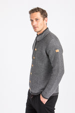 Liebling Strickjanker Thomas Stehkragen grau Rückansicht | Liebling knitted janker Thomas stand-up collar grey back view