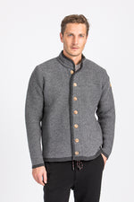 Liebling Strickjanker Thomas Stehkragen grau Detail | Liebling knitted janker Thomas stand-up collar grey detail