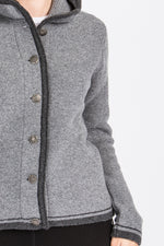 Liebling Kapuzenjanker Vera grau/anthrazit Detail | Liebling hooded knit jacket Vera grey/anthracite detail