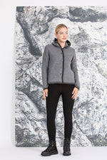 Liebling Kapuzenjanker Vera grau/anthrazit Vorderansicht | Liebling hooded knit jacket Vera grey/anthracite front view