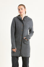 Liebling Kapuzenjanker Benedikta grau Getragen | Liebling hooded knit jacket Benedikta grey worn