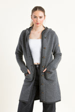 Liebling Kapuzenjanker Benedikta grau Detail | Liebling hooded knit jacket Benedikta grey detail
