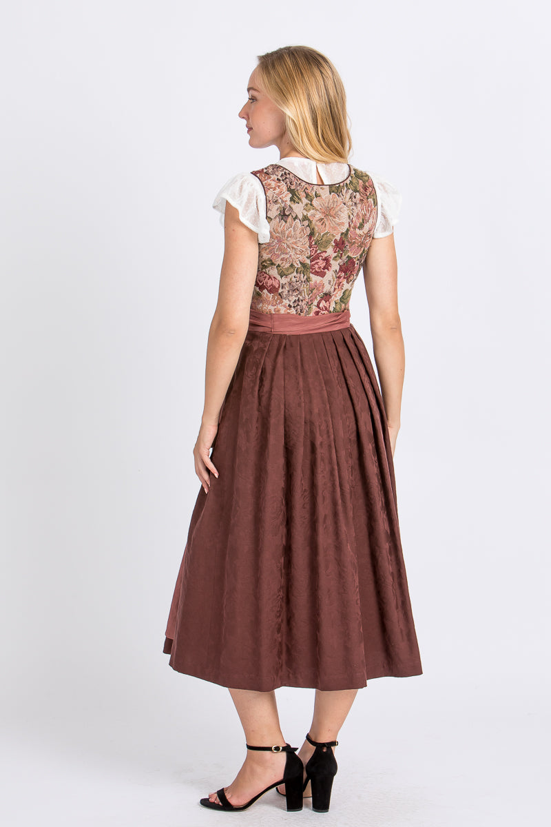 Madame Marie Dirndl Thalina bordeaux Getragen | Madame Marie Dirndl Thalina bordeaux worn