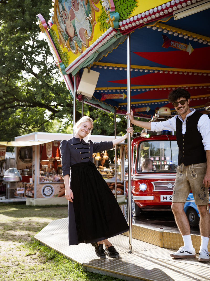 PREMIUM TRACHT