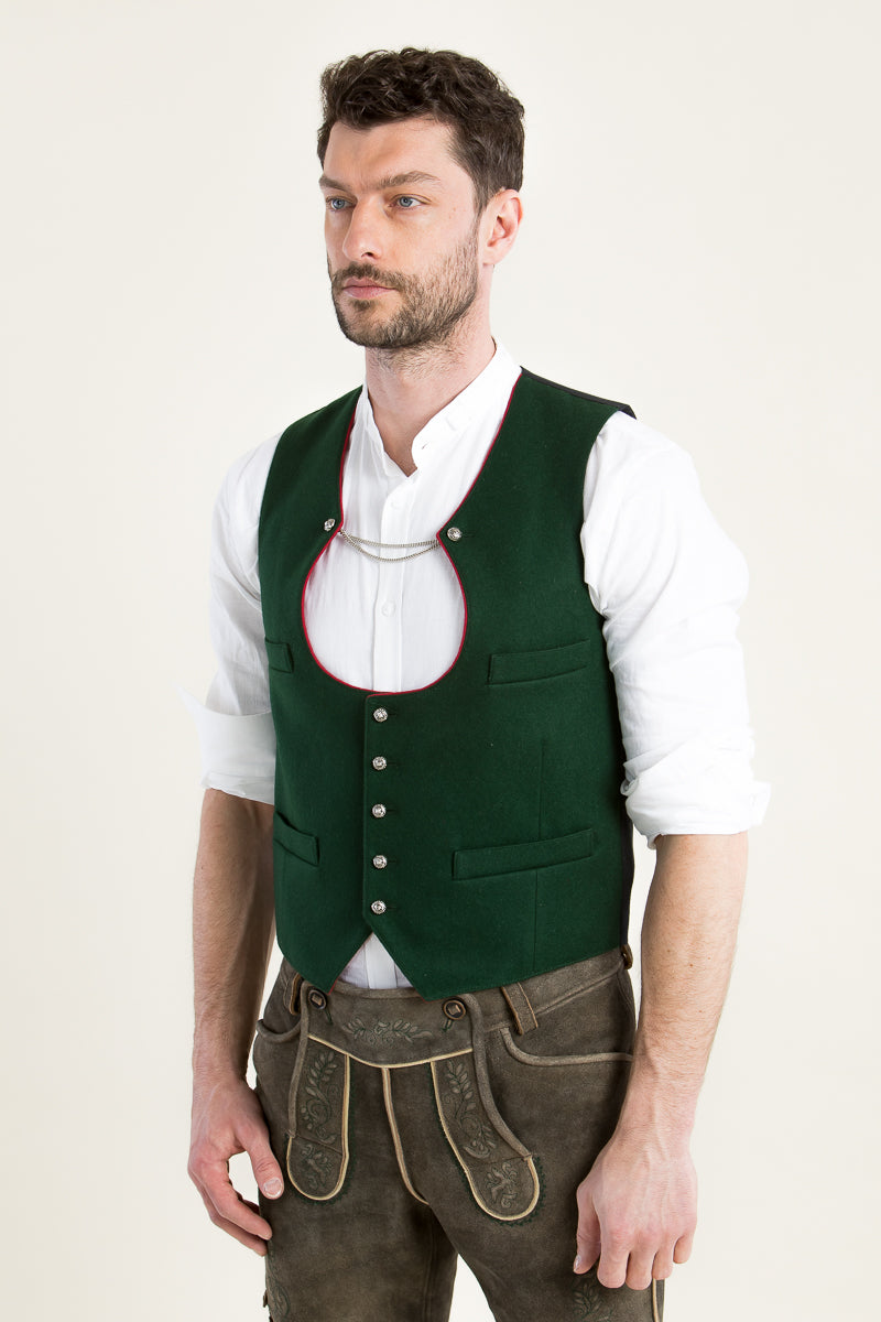 Gebrüder Orth Miesbacher Weste Moos Detail | Gebrueder Orth Miesbacher vest moss detail