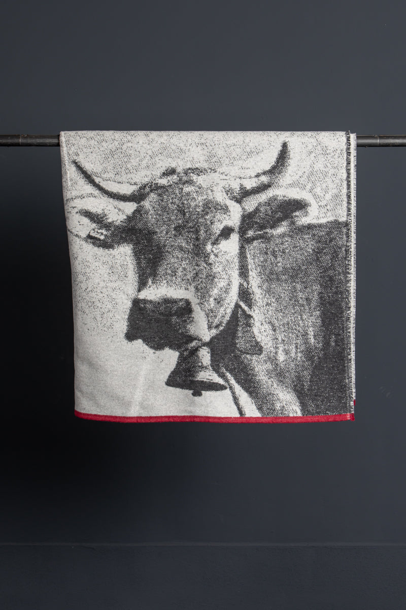 Fussenegger Luca Cow Motif Blanket 140x200