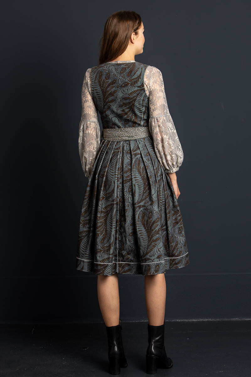 Sportalm Jacquard-Dirndl Ahornboden Blau Getragen | Sportalm Jacquard dirndl Ahornboden Blue worn