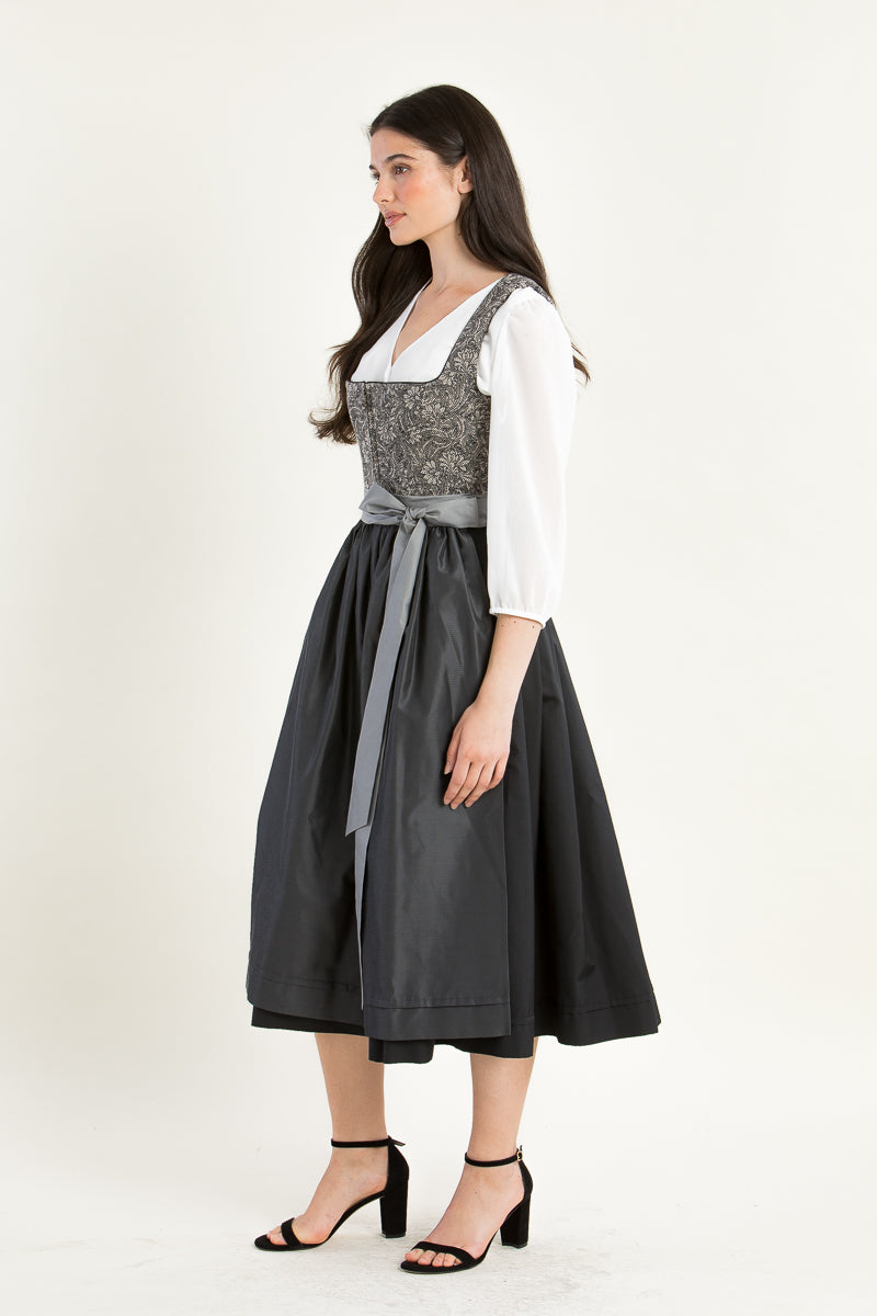 Sportalm Dirndl Teesdorf schwarz Vorderansicht | Sportalm dirndl Teesdorf black front view