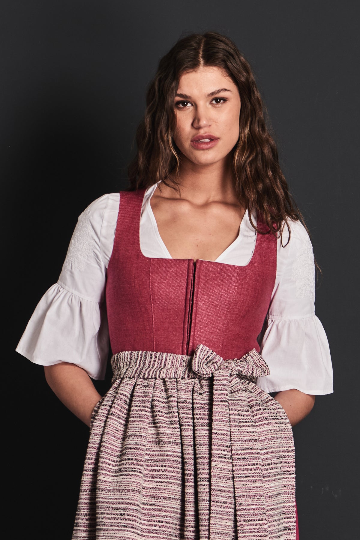 Sportalm Dirndlbluse Palmira weiß Detail | Sportalm Dirndl Blouse Palmira white detail