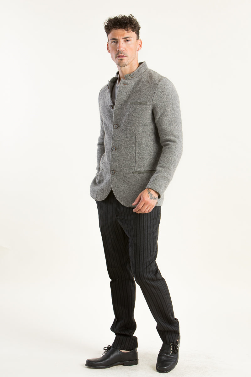 Stapf Trachtenjanker Bastl Lero Detail | Stapf Traditional Jacket Bastl Lero grey detail
