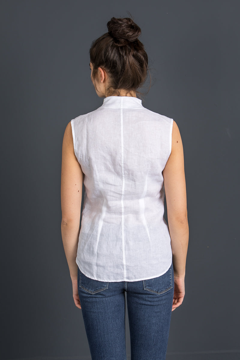 Wallmann Trachtenbluse Leinen ärmellos weiß Detail | Wallmann Trachtenbluse Linen sleeveless white detail