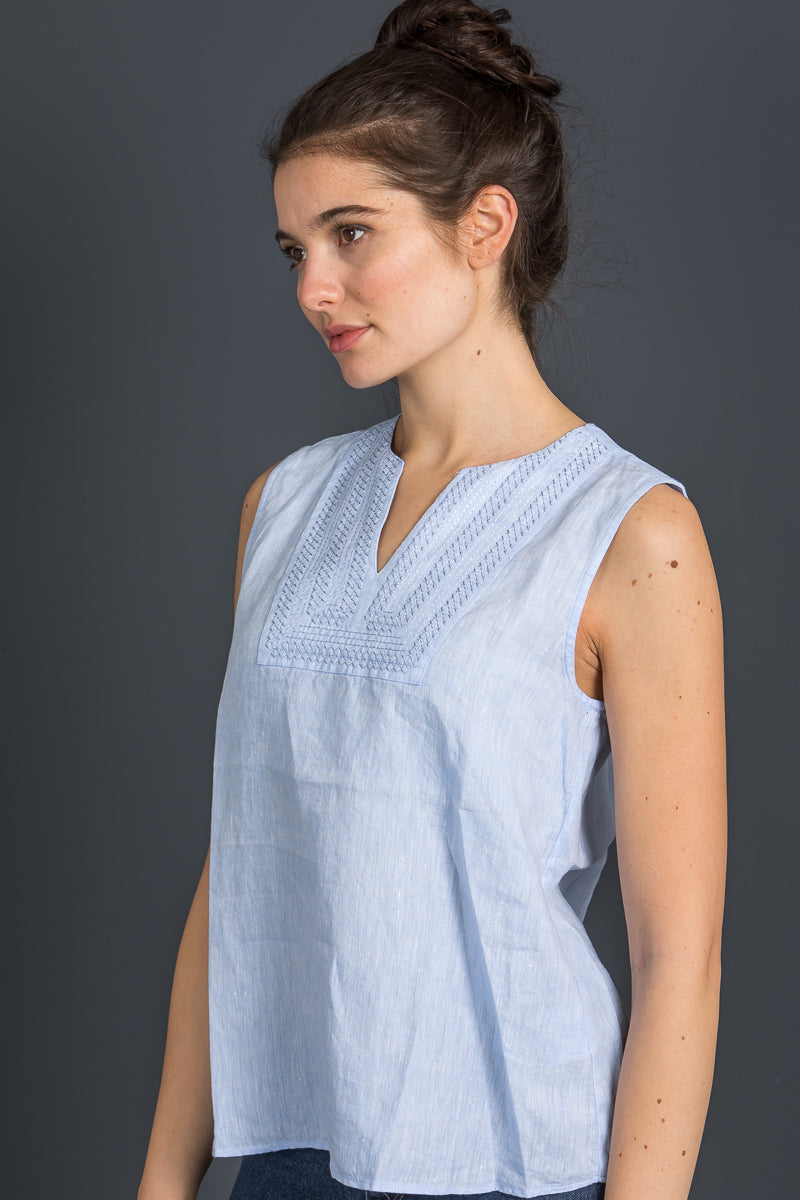 Wallmann Trachtenbluse Leinen hellblau Rückansicht | Wallmann Linen Trachten Blouse light blue back view
