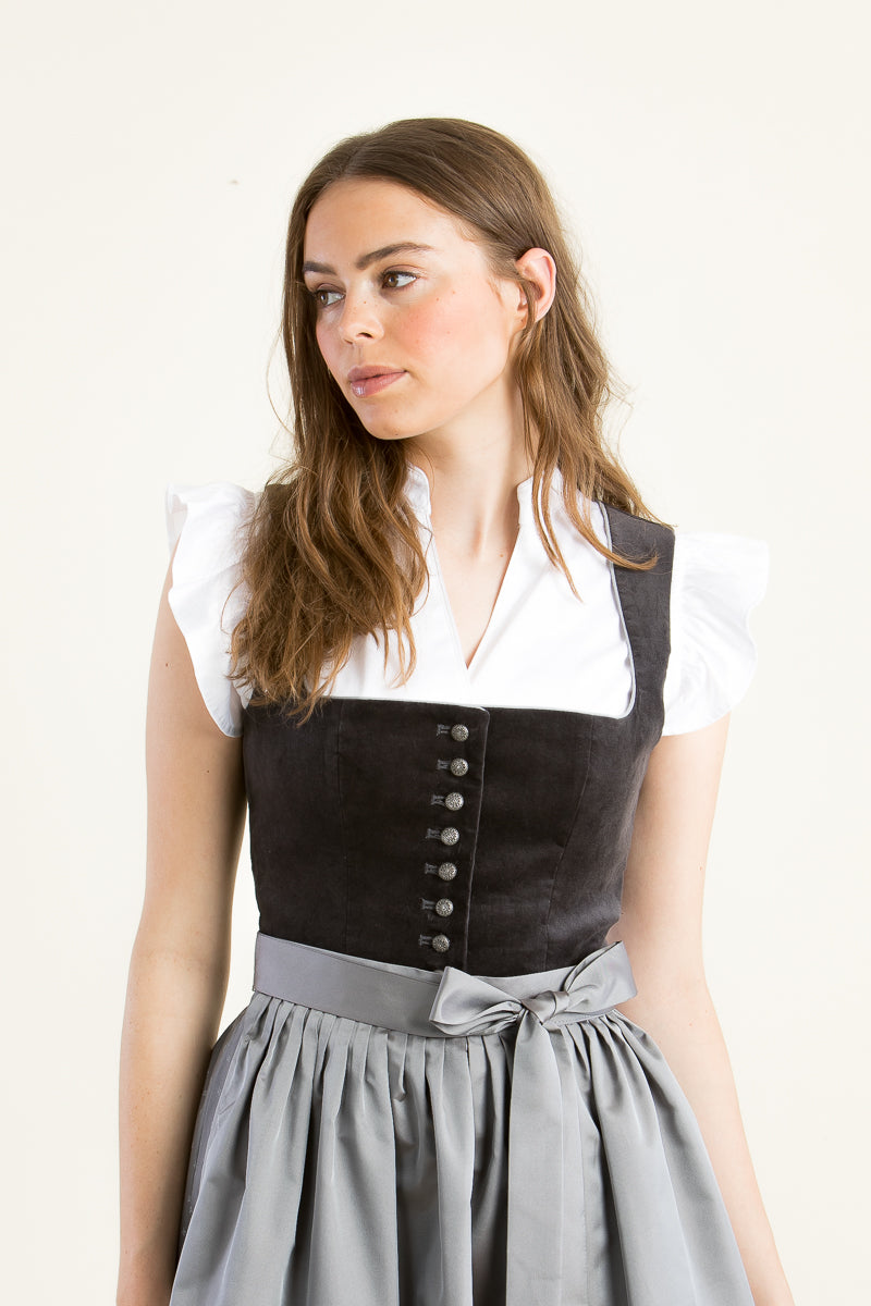 Wenger Dirndlbluse Kasandra Flügelarm Detail | Wenger Dirndl blouse Kasandra winged sleeve detail