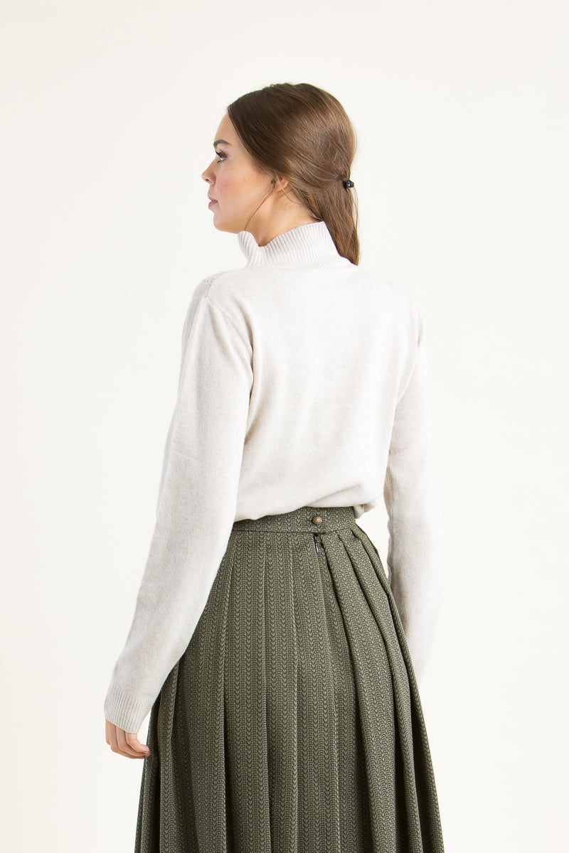 Felicitas Rollkragenpulli Pansy beige Rückansicht | Felicitas turtleneck Pansy beige back view