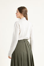 Felicitas Rollkragenpulli Pansy beige Rückansicht | Felicitas turtleneck Pansy beige back view