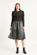 Alpenherz Samtjanker schwarz Detail | Alpenherz velvet jacket black detail