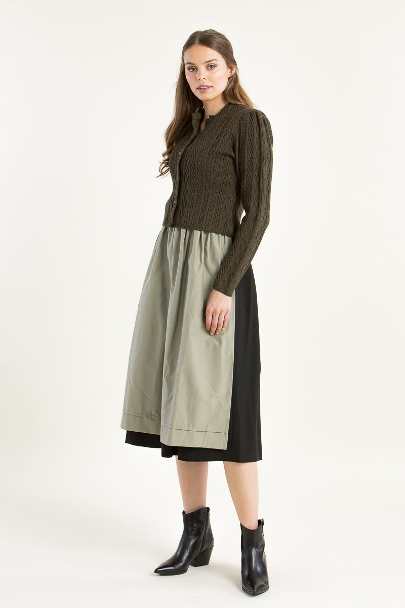 Gottseidank Strickjanker Sophia oliv Getragen | Gottseidank knitted janker Sophia olive worn