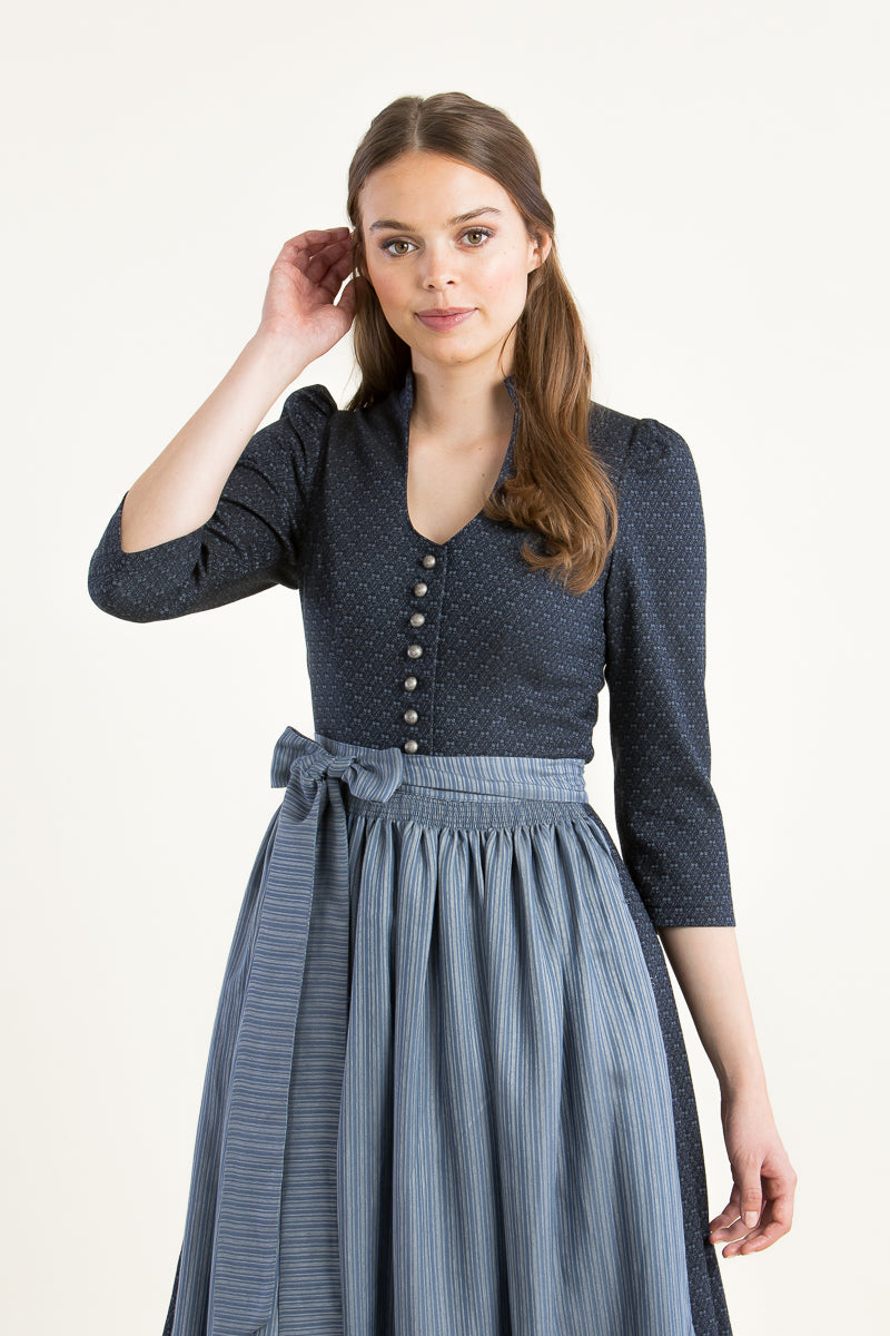 Hammerschmid Langarmdirndl Weitsee blau Detail | Hammerschmid long-sleeve dirndl Weitsee blue detail