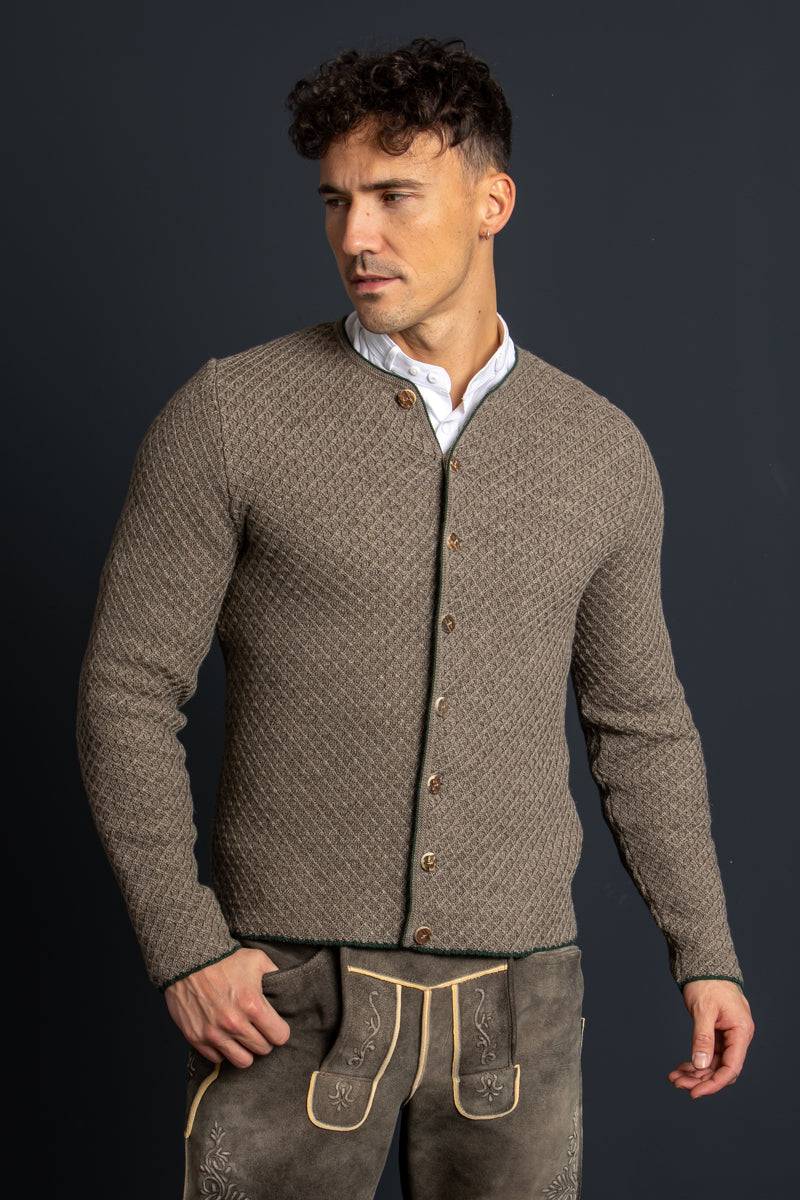Gottseidank Strickjanker Xaver stein/tanne Detail | Gottseidank Xaver knitted janker stone/fir detail